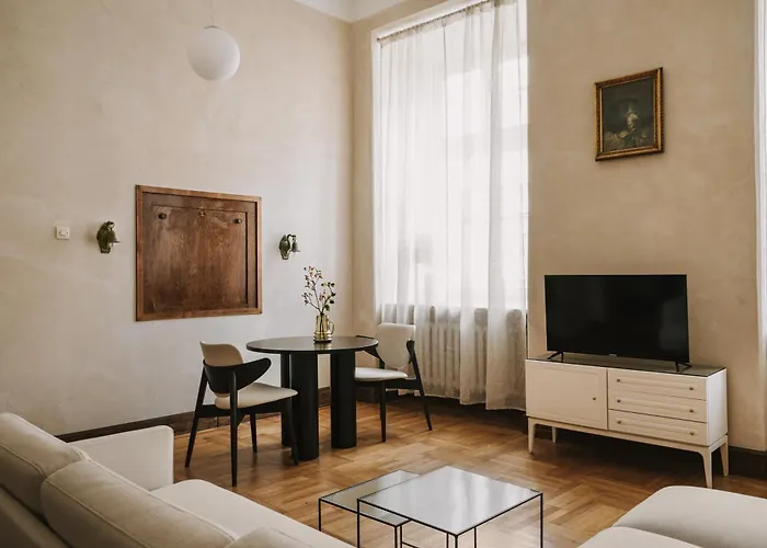 Here Apartments